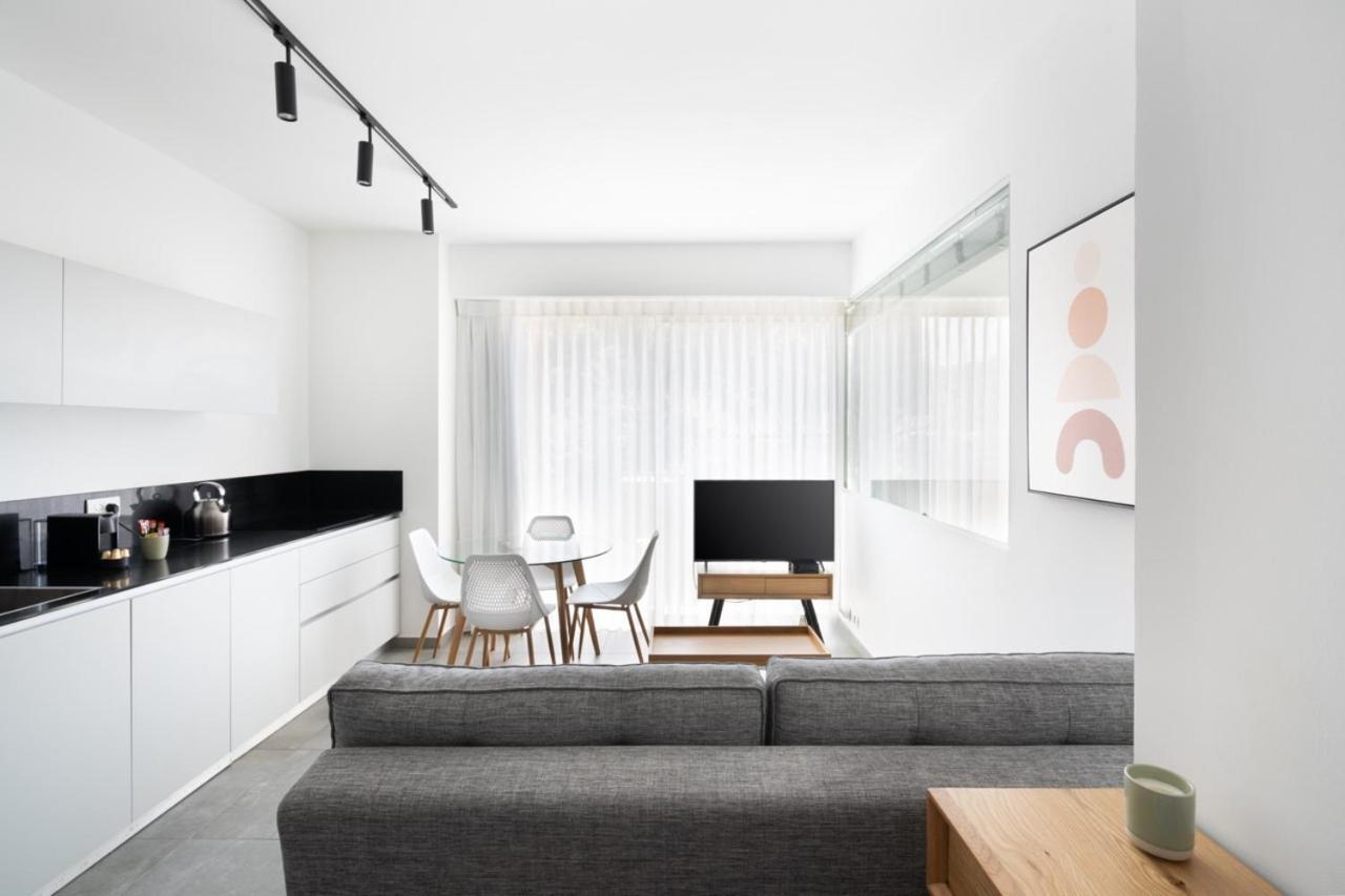 Yefet - By Beach Apartments Tlv Tel Aviv Ngoại thất bức ảnh