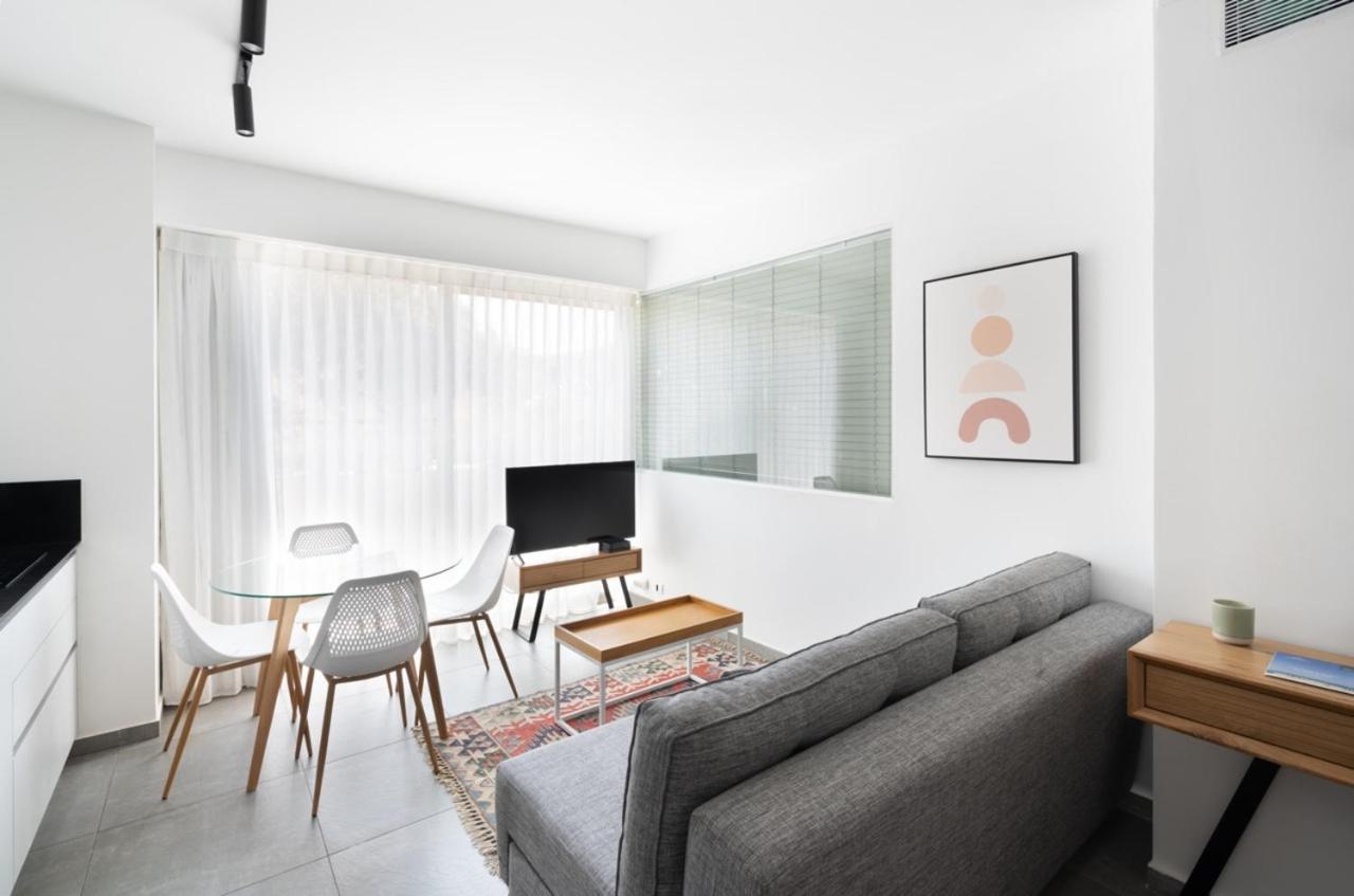 Yefet - By Beach Apartments Tlv Tel Aviv Ngoại thất bức ảnh
